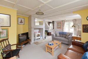 Sitting Room- click for photo gallery